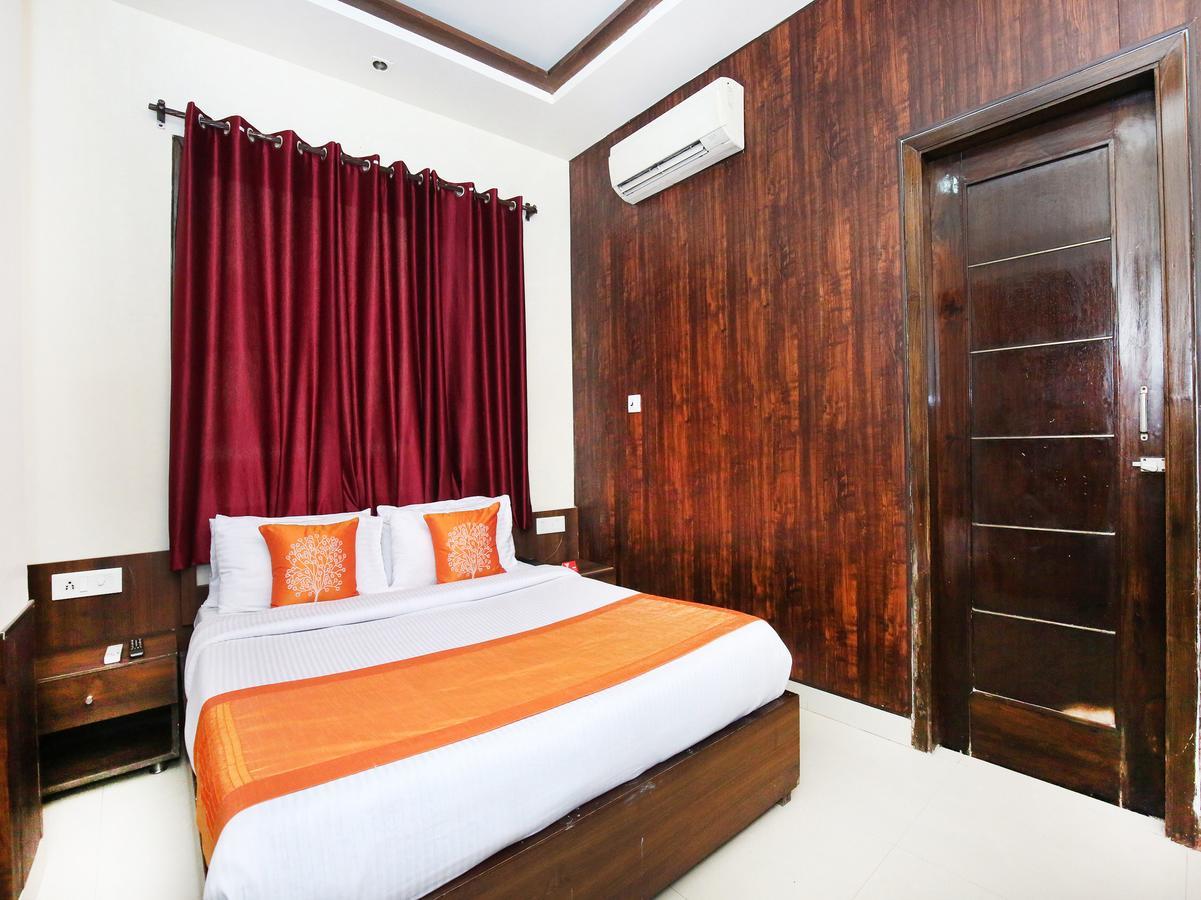 Hotel Golden Heritage Амритсар Екстериор снимка
